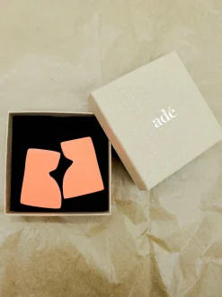 Hot ADÉ Noa Earrings