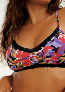 Online BLUSH The Micro Lace Trim Bralette