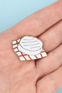Online COUCOU SUZETTE Pin's Camembert