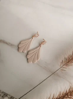 Cheap DELLMCO Scalloped Teardrop Earrings