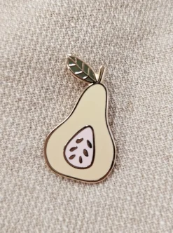 New MIMI & AUGUST Lapel pin - Pear