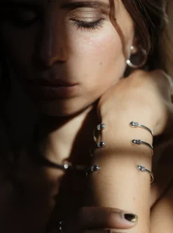 Store NOIR KALA Bracelet Open Dots