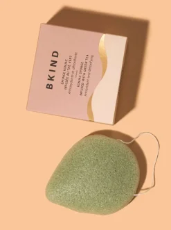 Fashion BKIND OF BERRIES AND SAP Exfoliating Care Soap - Wild Berries