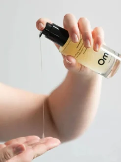 Shop OM ORGANICS Purifying Cleansing Gel - White Willow