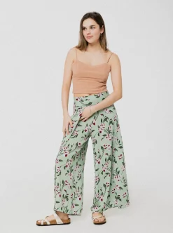 Shop ANANAS & BANANAS PINEAPPLE BANANAS Dubai Pants - Green Flower