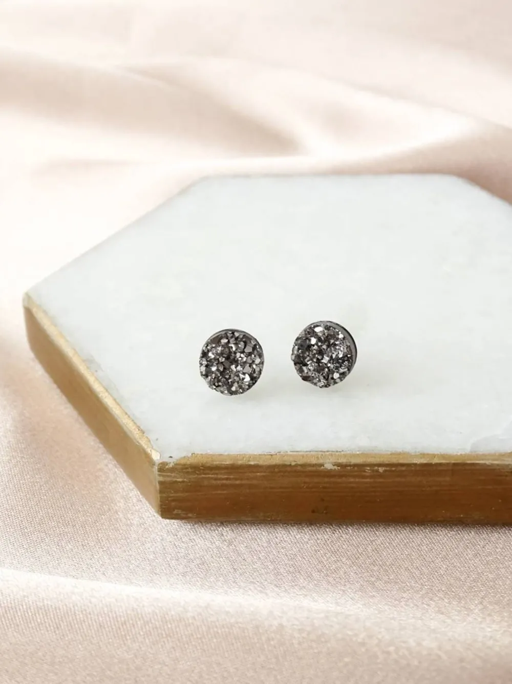 Shop VINTAGE GLORY Ember Earrings