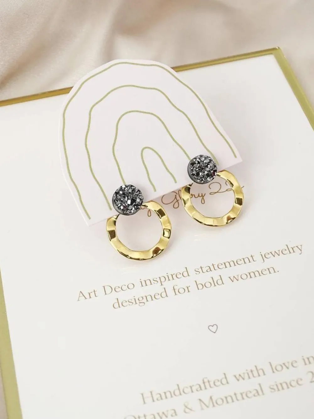 New VINTAGE GLORY Emily Earrings